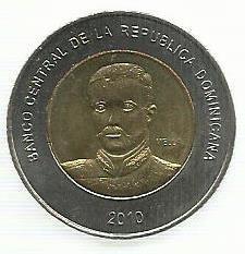 Rep. Dominicana - 10 Pesos 2008 (Km# 106)